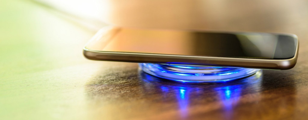 Wireless Charging for Androids and iPhones - Pros & Cons